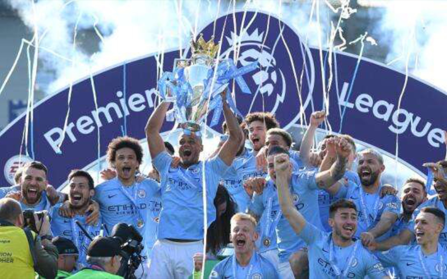 随着德利赫 随着德利赫